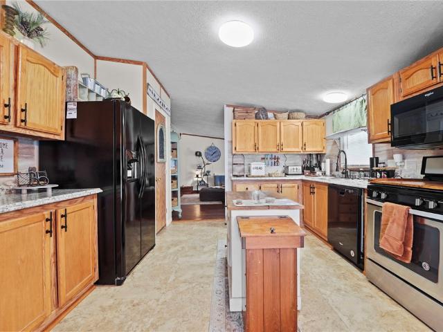 35 Cardinal Drive