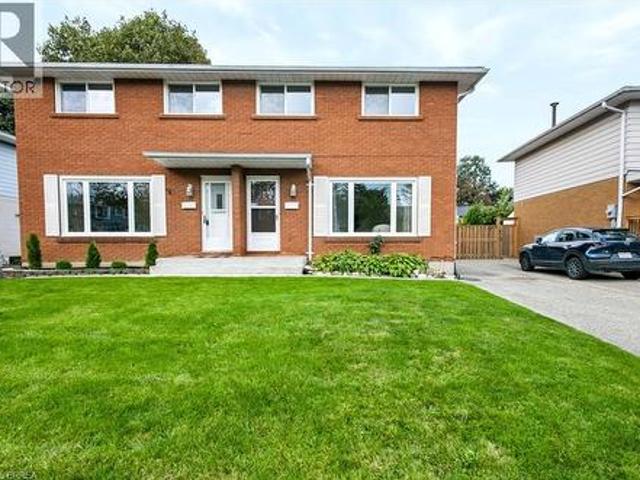 35 Coachwood Road, Brantford, ON, N3R 3R5 house for sale | Listing ID 40864 | Royal LePage