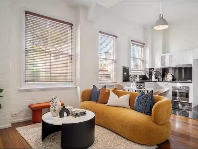 3/5 Cleveland Avenue, Surry Hills Apartment for rent Listed b.