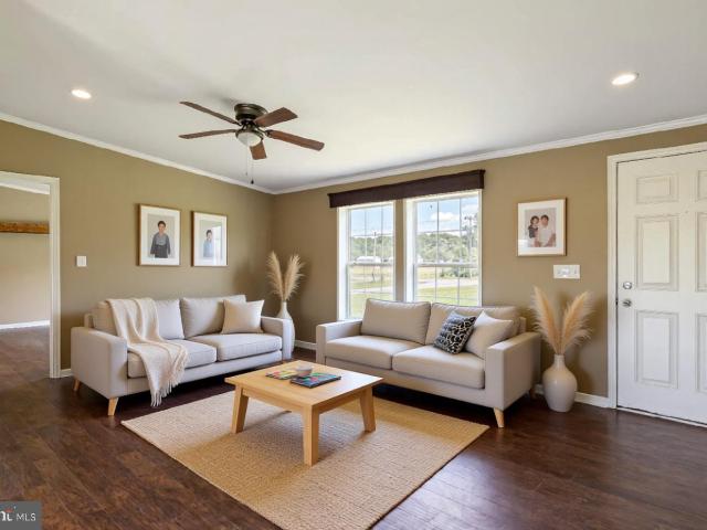 35 Dapple Gray Ln, Dover, DE 19904 | Compass