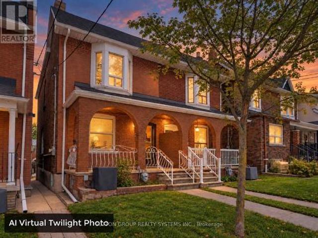 35 Day Avenue, Toronto, ON, M6E 3V7 house for lease | Listing ID W13807 | Royal LePage