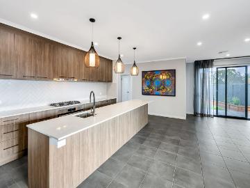 35 Diamond Drive, MOUNT BARKER, SA 5251
