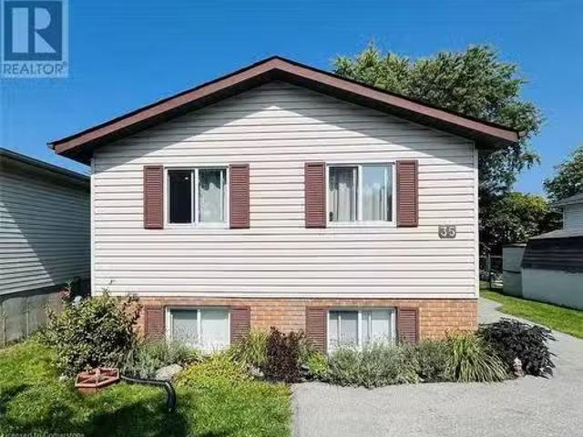 35 Dillon Drive, Collingwood, ON, L9Y 4S5 investment for sal.