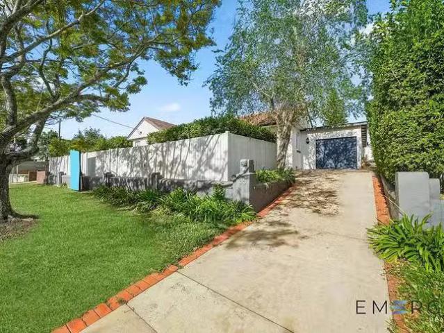 35 East Street, Camp Hill, QLD 4152