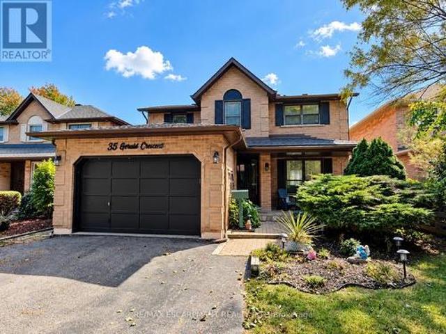 35 Gerald Crescent, Hamilton, ON, L8J 2J7 house for sale | Listing ID X13805 | Royal LePage
