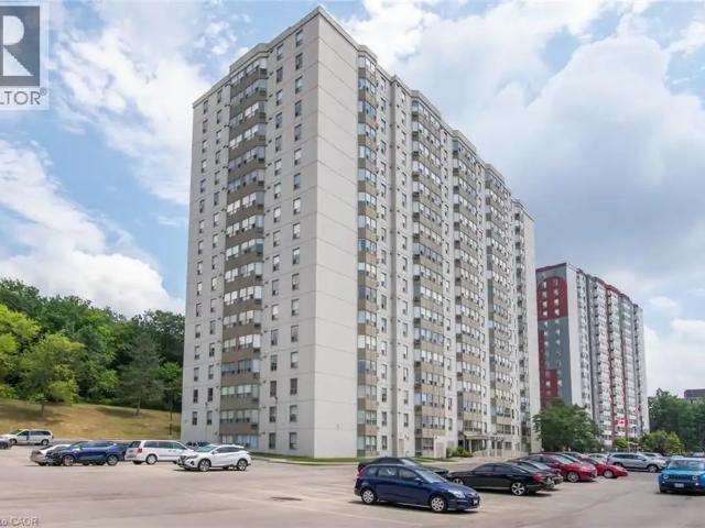 35 GREEN VALLEY Drive Unit# 914