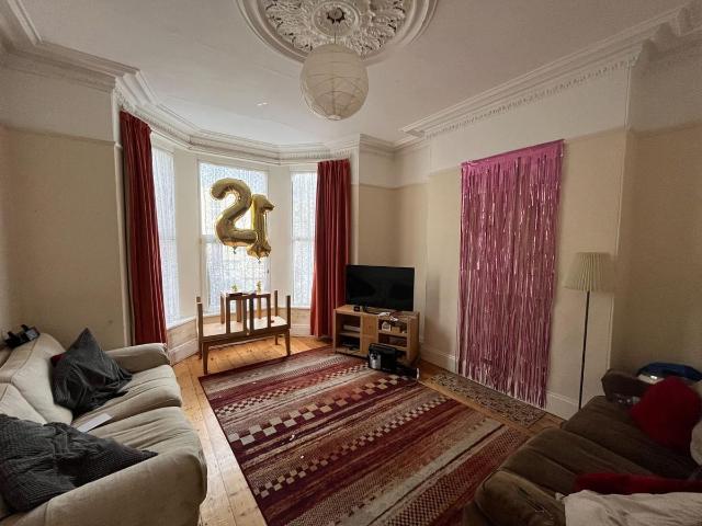 35 Greenbank Avenue, Plymouth PL4, 5 bed property to rent, £663 pcm | PrimeLocation