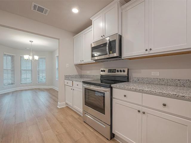 35 Greenbriar Loop