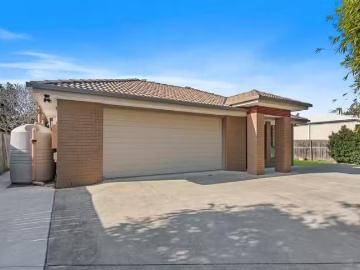 35 Haig Street, WYNNUM WEST, QLD 4178 House for Rent