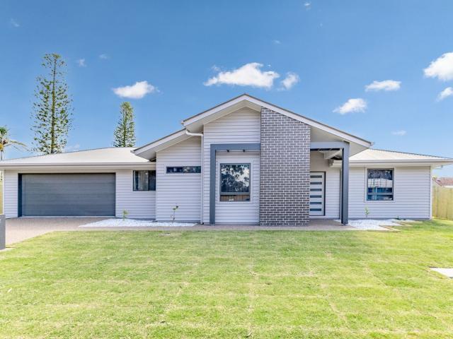 35 Hough Way, WONDUNNA, QLD 4655