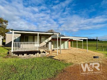 35 Howell Road, Marbelup WA 6330 House For Rent | Domain