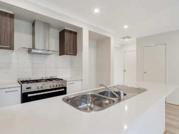 35 Inkerman Crescent, Mickleham, VIC 3064 House for Rent Ray White Craigieburn
