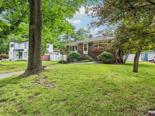35 Knickerbocker Road