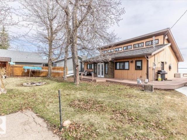 35 Lakeshore Dr, Rural Wetaskiwin County, AB, T0C 2V0 house for sale | Listing ID E4504 | Royal LePage
