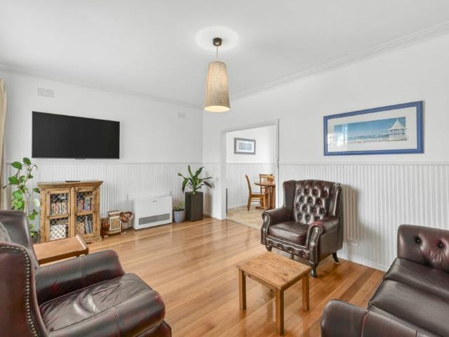 35 Libau Ave Bell Park