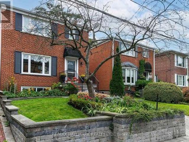35 Love Crescent, Toronto, ON, M4E 1V6 house for sale | Listing ID E13822 | Royal LePage