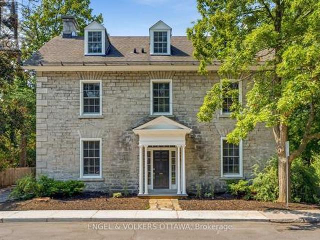 35 Mackay Street, Ottawa, ON, K1M 2B2 house for sale | Listing ID X13521 | Royal LePage