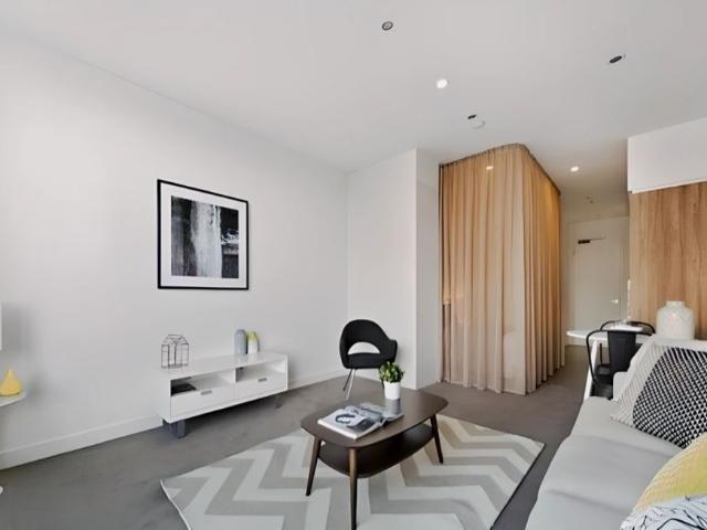 35 Malcolm Street, Melbourne