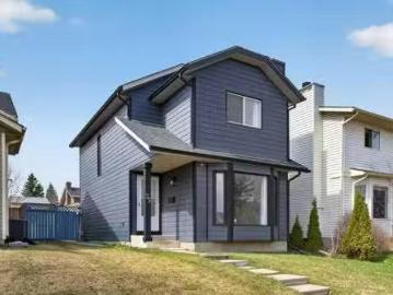 Martindale, Calgary, Alberta - Patio, Garden