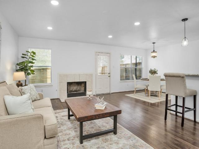 35 Marble Rock Pl, The Woodlands, TX 77382 | MLS #4704