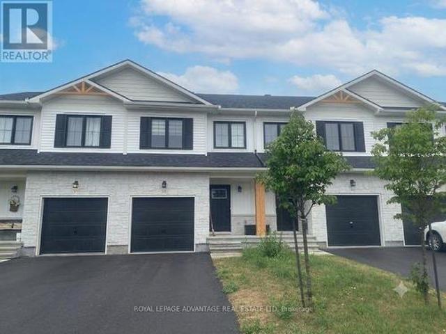 35 Margaret Graham Terrace, Smiths Falls, ON, K7A 0B9 house for lease | Listing ID X13613 | Royal LePage