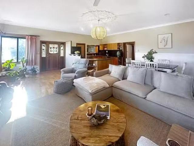 35 Minninup Road, South Bunbury, WA 6230