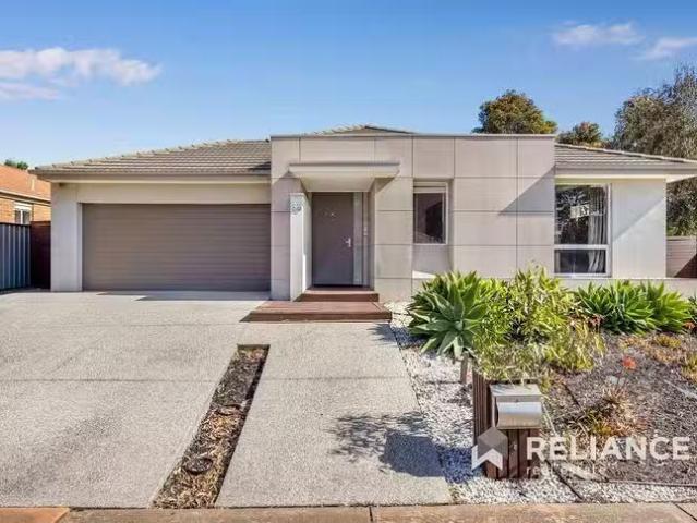 35 Miles Franklin Boulevard, Point Cook, VIC 3030