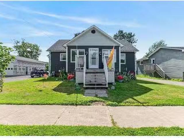 35 Needle St, Susinteraction Corner, NB, E4E 2Z2 house for s.
