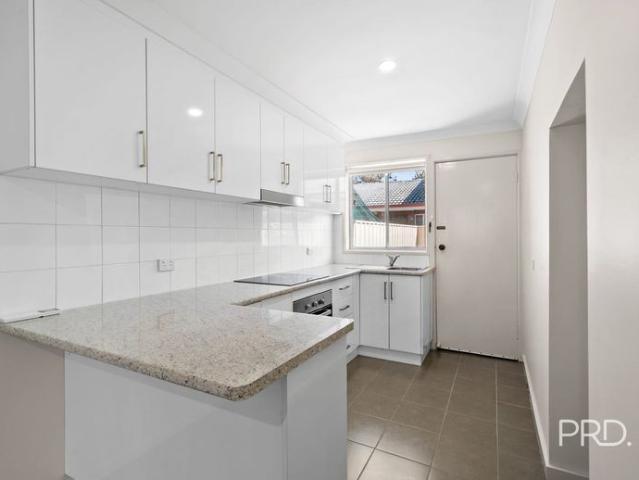 3/5 Nordlingen Drive, Tolland