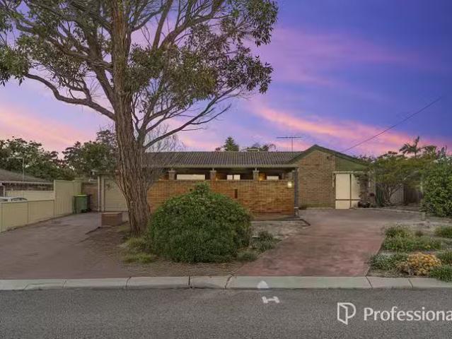 35 Oakover Way, Gosnells, WA 6110