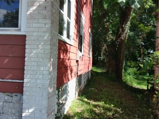 35 Palmer Avenue