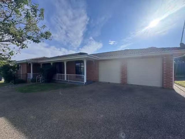 35 Parson Street, ULLADULLA, NSW 2539 House for Rent