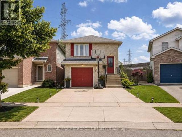 35 Phair Crescent, London South, ON, N5Z 5B5 house for sale | Listing ID X13725 | Royal LePage