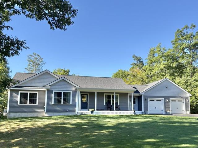 35 Quail Ridge Rd, Standish, ME 04084