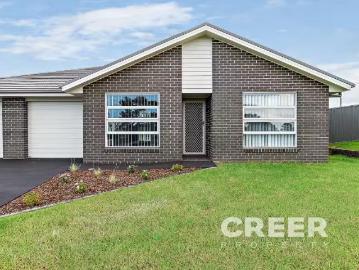 35 Rawmarsh Street, Farley Townhouse for rent Listed by Tyler.