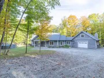 35 Rue De La Montagne, Brébeuf, QC, J0T 1B0 house for sale.