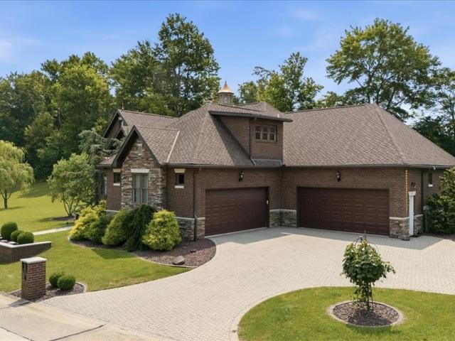 35 Skyview Drive
