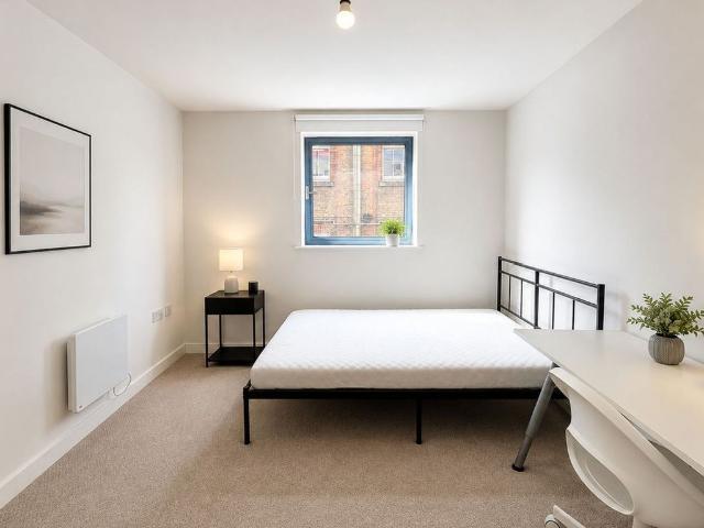 35 Sherwood Gardens, London E14, 4 bed property to rent, £880 pcm | PrimeLocation