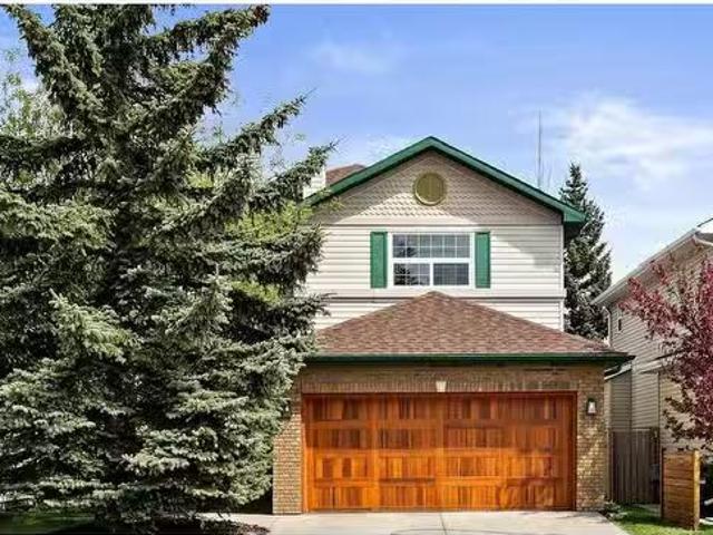35 Sierra Nevada Close Sw, Calgary, AB, T3H 3H5 house for sa.