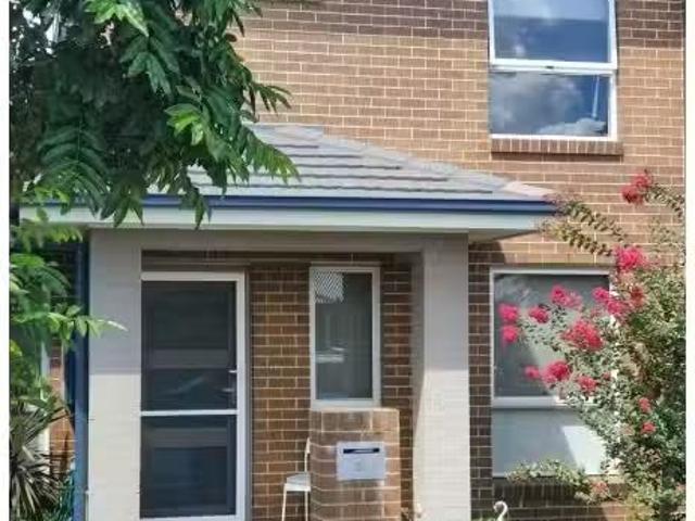 35 Syncarpia Street, MARSDEN PARK Townhouse for rent Listed b.