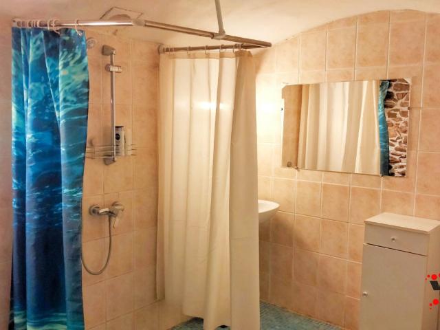 35m², 1 pièce en location à Olargues 445 € par mois
