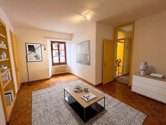 35m² Studio on the ground floor of a historic residence