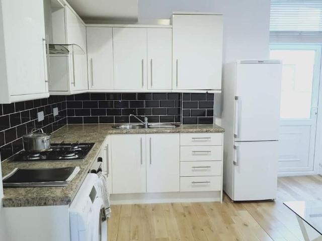 35a Highbury Cor | 1 bed apartment for rent #147454705 | Rentberry