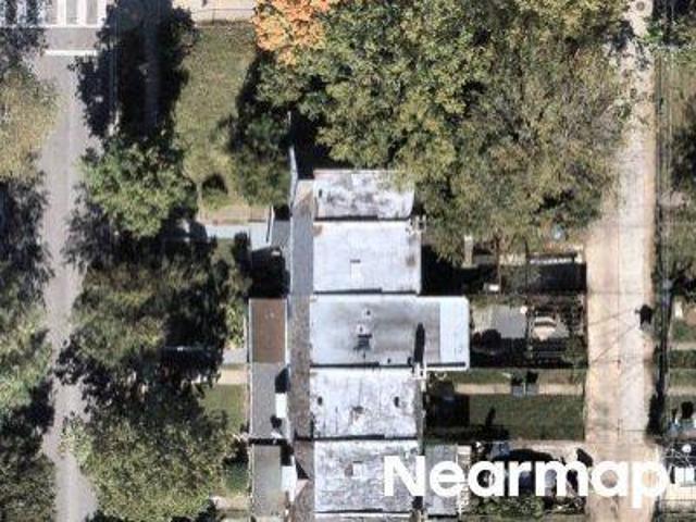 35th St NE