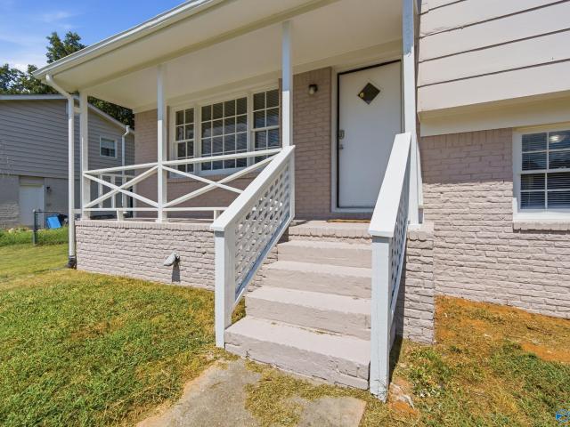 3604 NW Stag Run Drive