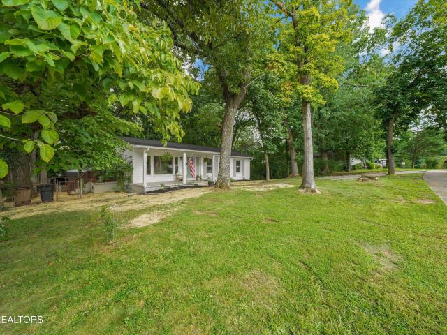 3604 Sisk Rd