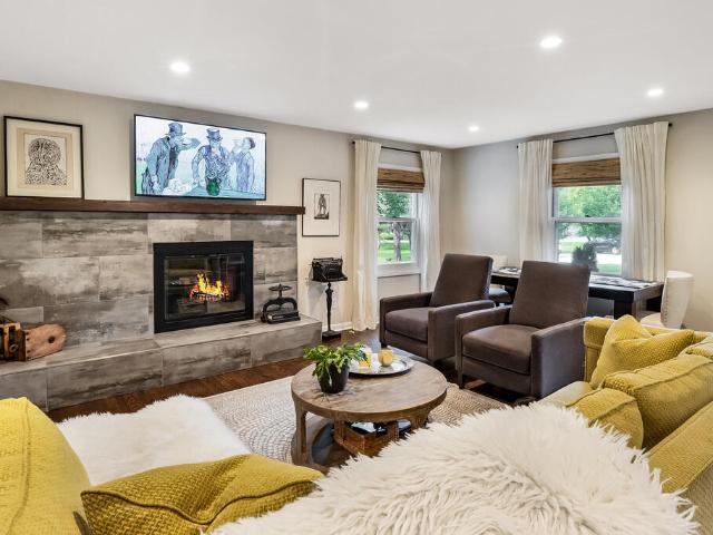 3606 W Chantilly Ct
