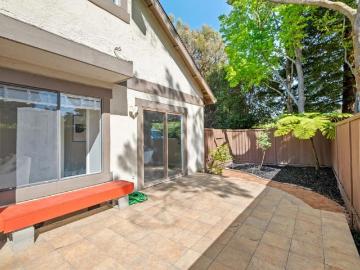 36075 Vallee Terrace