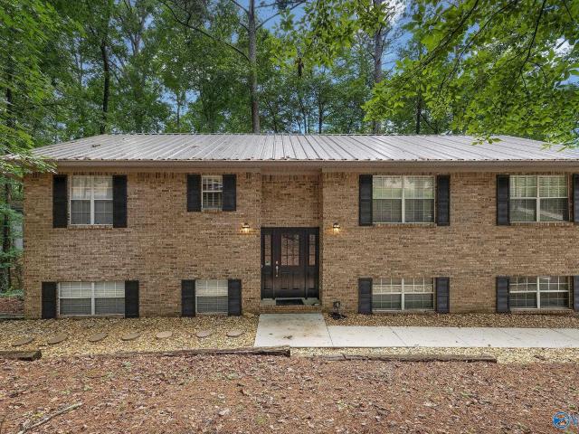 3608 Briarwood Lane