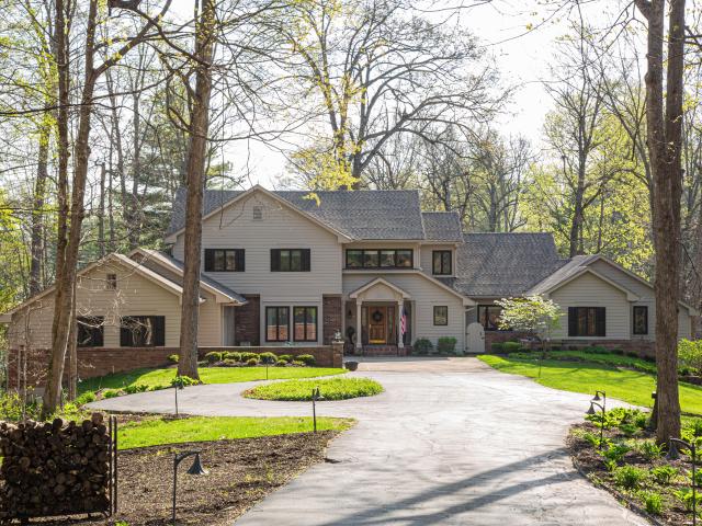 3609 N Devon Drive